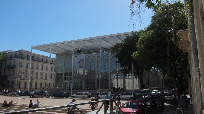 Carre d'Art, architecturally notable Museum of Contemporary Art